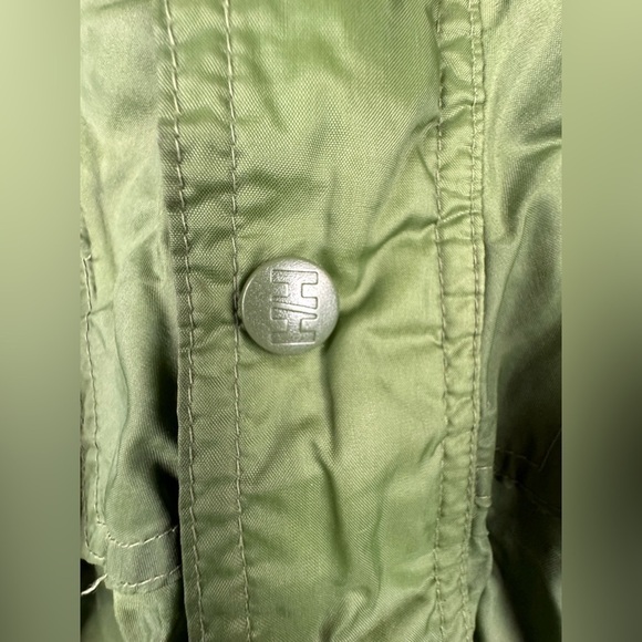 Helly Hansen Green Packable Anorak Style Nylon Windbreaker, Size Large - Picture 4 of 15
